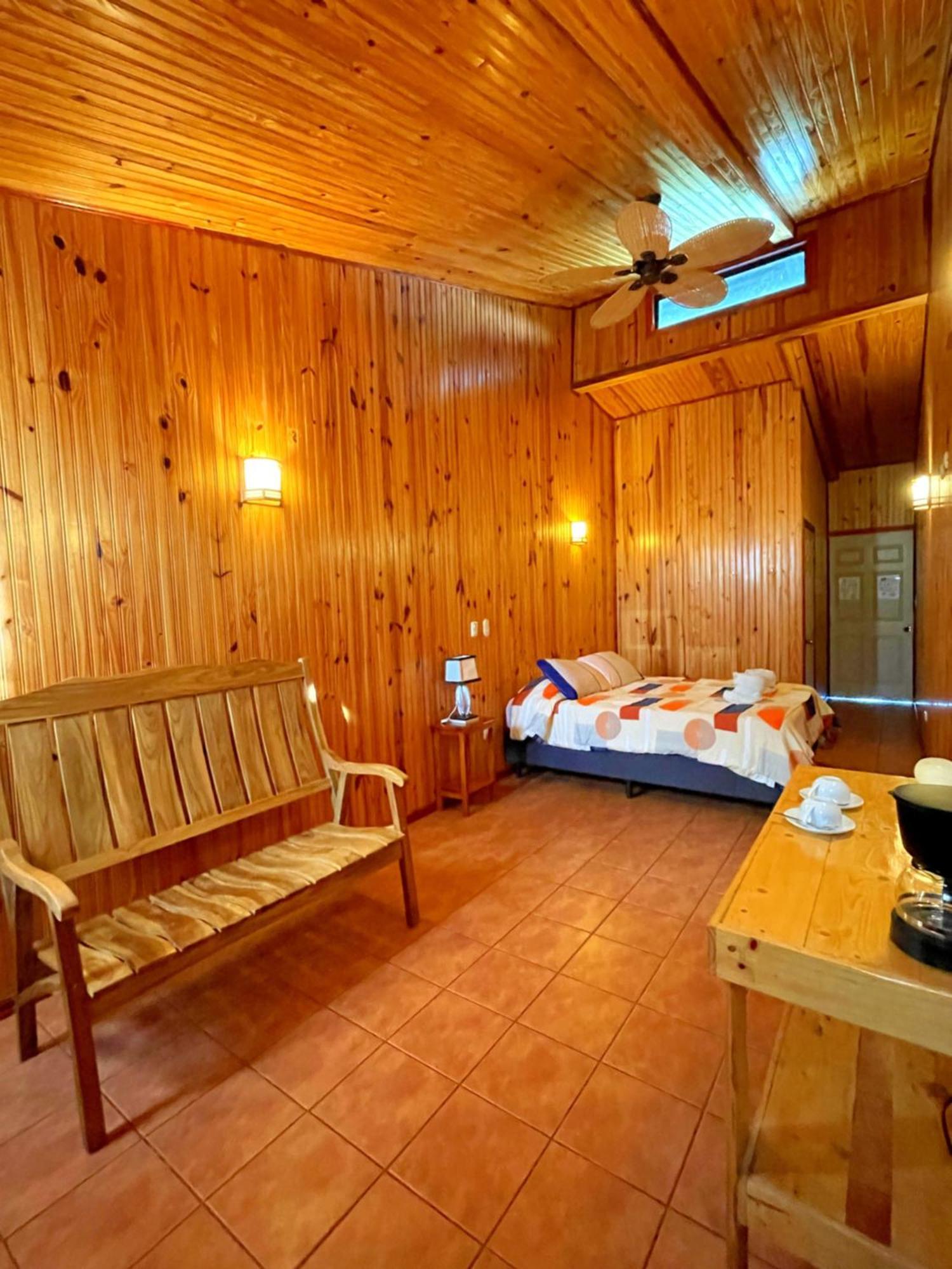 Miztli Lodge & Adventure Monteverde Habitación foto